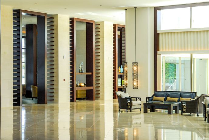 Imagen de los interiores del Hotel RIHGA Royal Laguna Guam Resort. Foto 17