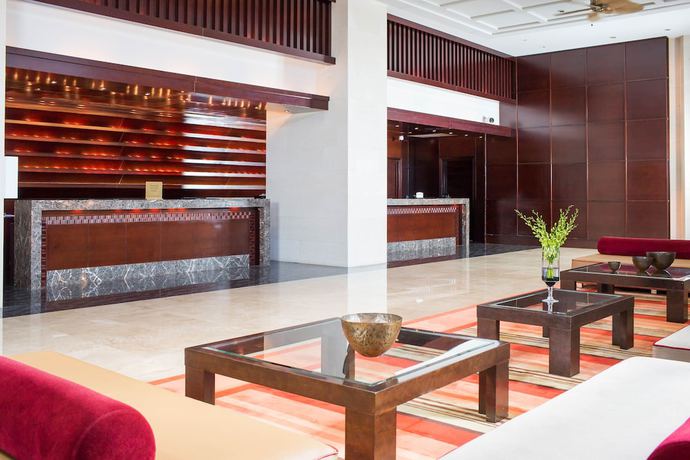 Imagen de los interiores del Hotel RIHGA Royal Laguna Guam Resort. Foto 18