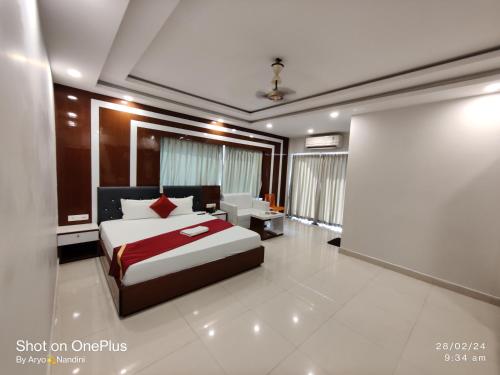Imagen de la habitación del Hotel RIVA New Digha. Foto 17