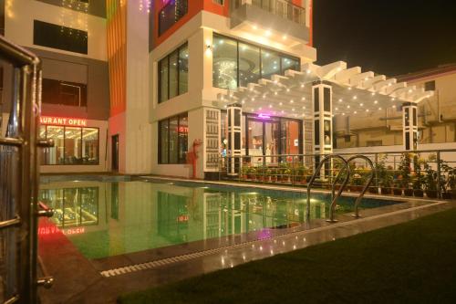 Imagen general del Hotel RIVA New Digha. Foto 15