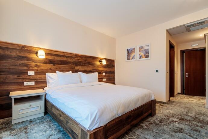 Imagen general del Hotel RIVER, Caciulata. Foto 8