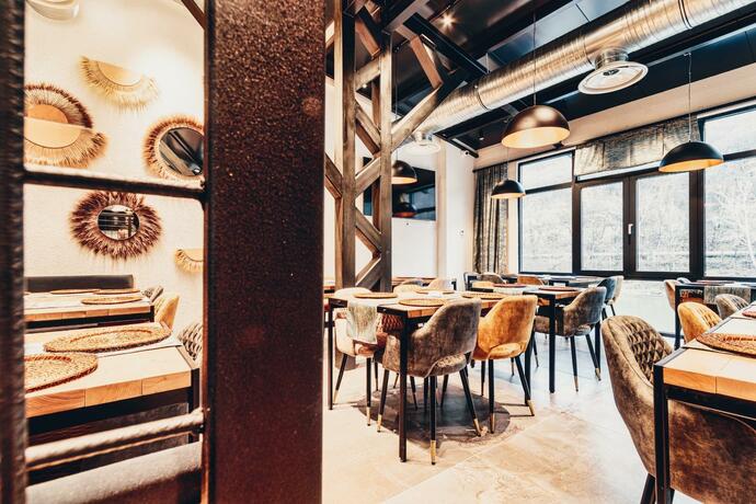 Imagen general del Hotel RIVER, Caciulata. Foto 56