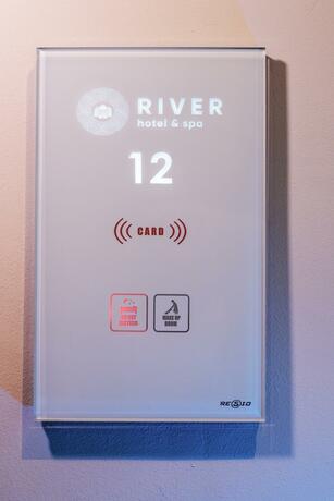 Imagen general del Hotel RIVER, Caciulata. Foto 100