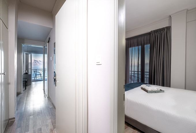 Imagen de la habitación del Hotel RIVIERA HOTEL, Municipal Unit of Xylokastro. Foto 2