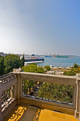 Imagen de la habitación del Hotel RIVIERA, Pula. Foto 4