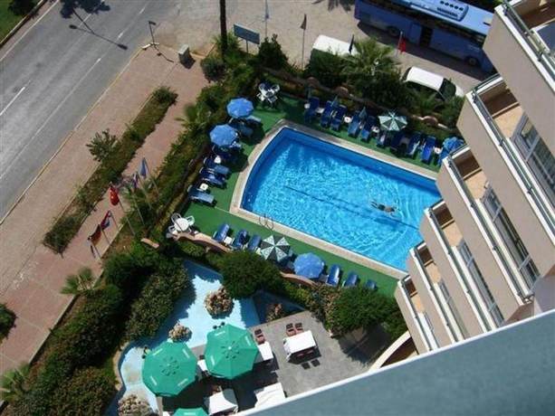 Imagen general del Hotel RIVIERA SUIT. Foto 2