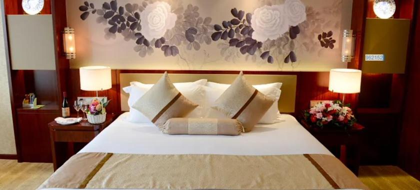 Imagen de la habitación del Hotel RIXIN NEW CENTURY HOTEL YIWU. Foto 3