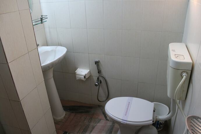 Imagen de la habitación del Hotel R.K International. Foto 9