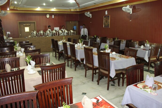 Imagen general del Hotel R.K International. Foto 3