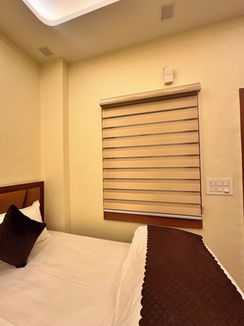 Imagen de la habitación del Hotel R.K. Palace near Banke Bihari Temple. Foto 7
