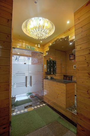 Imagen de los interiores del Hotel RK Residency Opposite ISBT Sector 43 Chandigarh. Foto 10