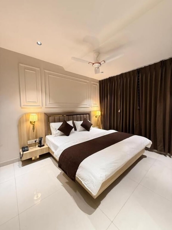 Imagen de la habitación del Hotel RK Residency, Ujjain. Foto 5