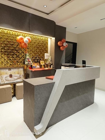 Imagen de los interiores del Hotel RK Residency, Ujjain. Foto 15