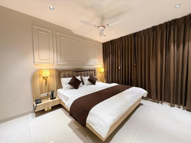 Imagen de la habitación del Hotel RK Residency, Ujjain. Foto 9
