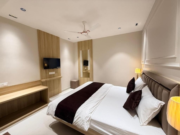 Imagen de la habitación del Hotel RK Residency, Ujjain. Foto 12