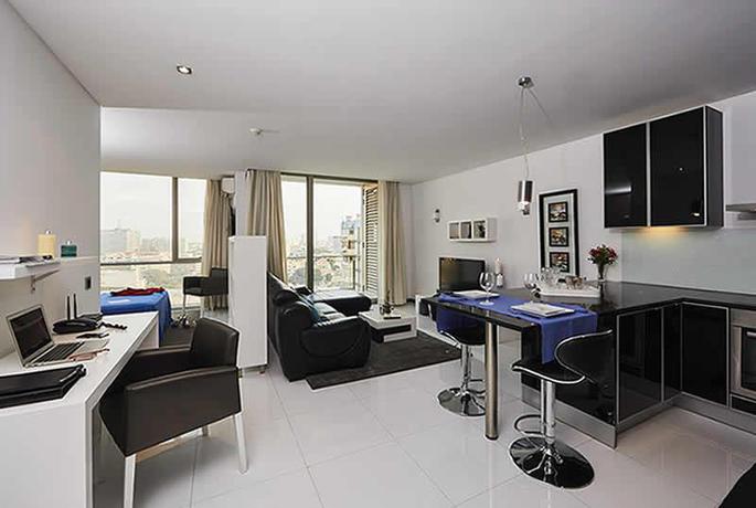 Imagen de la habitación del Hotel RK Suite. Foto 12