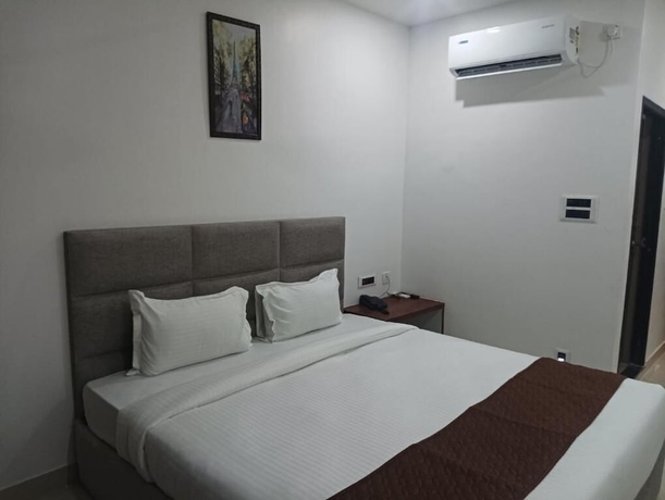 Imagen de la habitación del Hotel RKD Inn. Foto 10