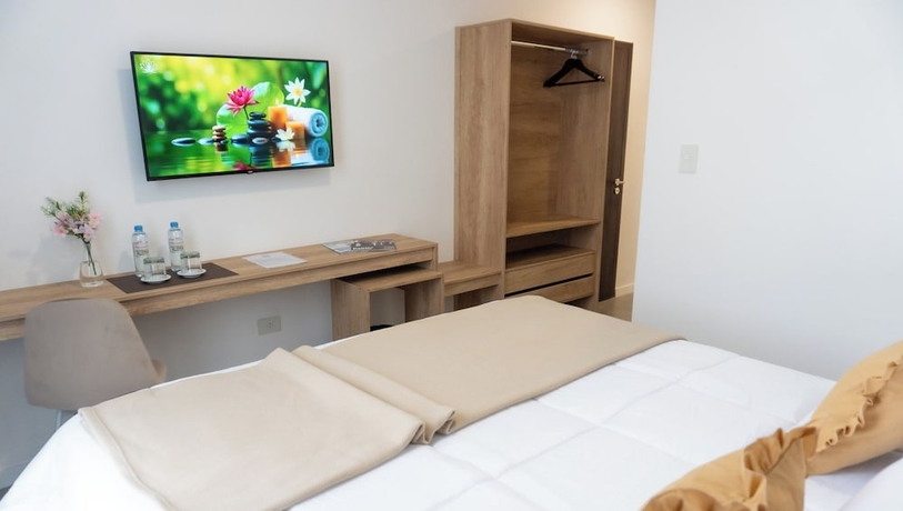 Imagen de la habitación del Hotel RM Campana. Foto 12