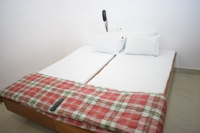 Imagen de la habitación del Hotel R.M Guest House. Foto 20