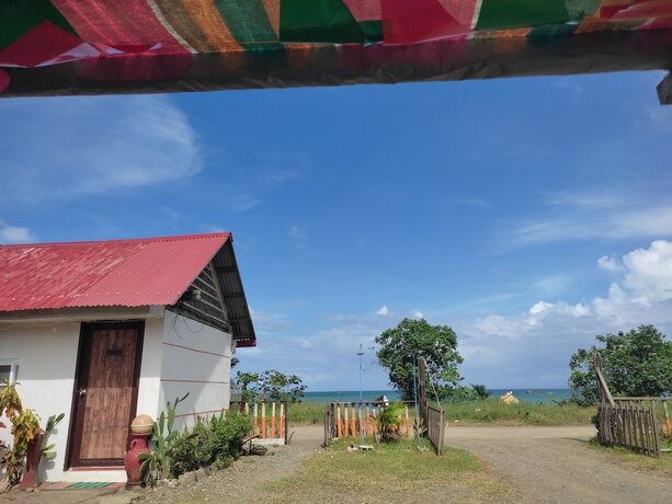 Imagen general del Hotel RMTM\'s Beachfront Accommodation. Foto 7