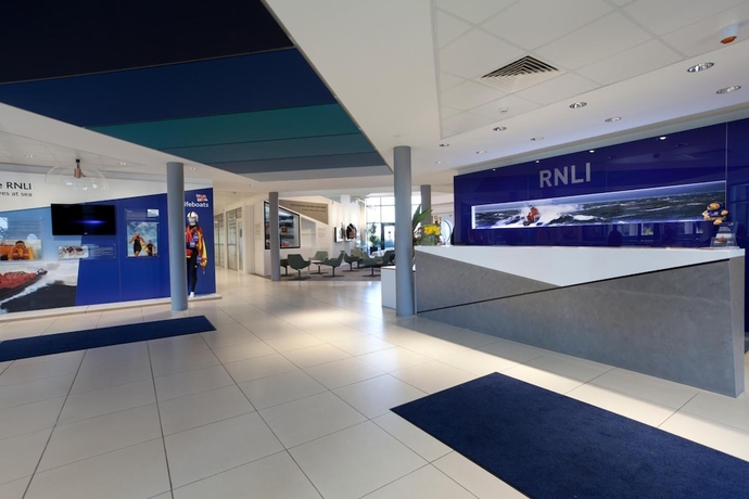 Imagen de los interiores del Hotel RNLI College. Foto 13