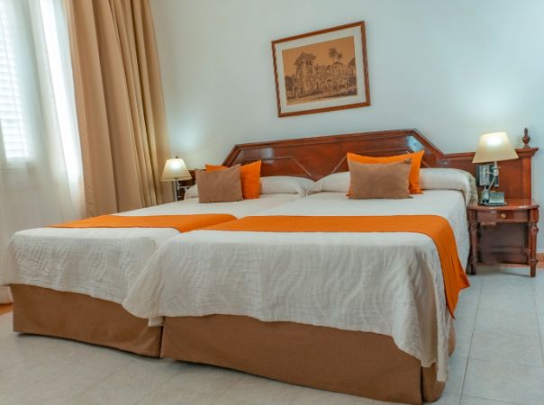 Imagen de la habitación del Hotel ROC Presidente. Foto 6