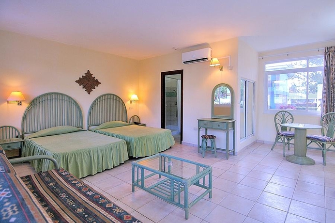 Imagen general del Hotel ROC Santa Luc&iacute;a. Foto 10