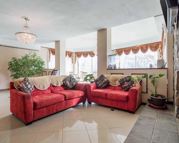 Imagen de los interiores del Hotel RODEWAY INN SKYTOP. Foto 17