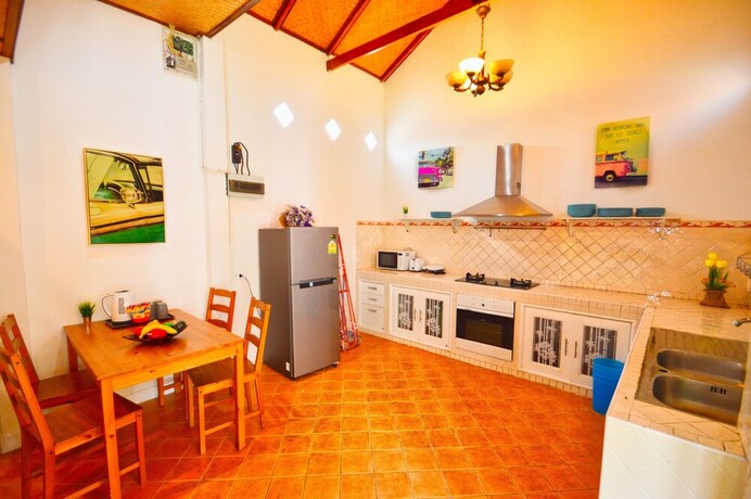 Imagen de la habitación del Hotel ROMANTIC Pool Villa. Foto 15