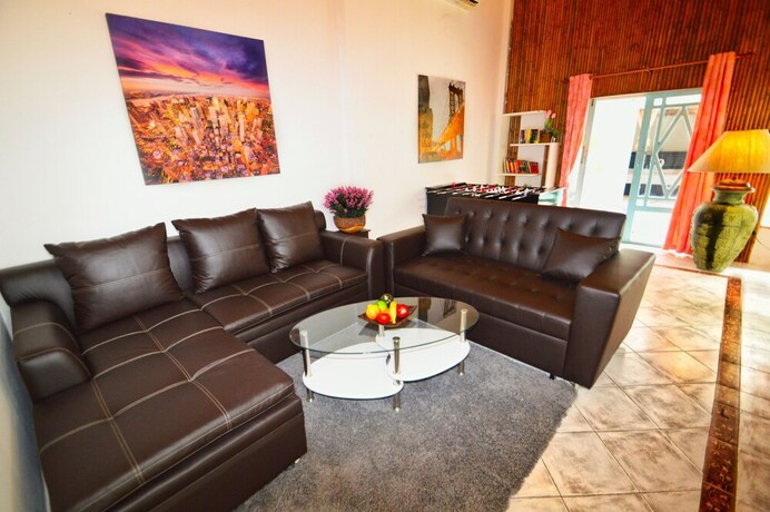 Imagen de los interiores del Hotel ROMANTIC Pool Villa. Foto 20
