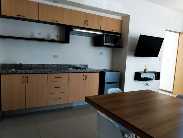Imagen de la habitación del Hotel ROOM and Suites. Foto 15