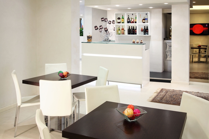 Imagen del bar/restaurante del Hotel ROSABIANCA, Rimini. Foto 2