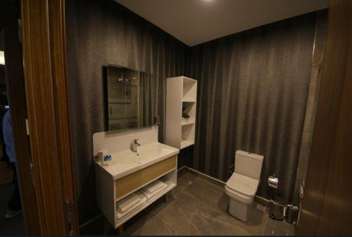 Imagen general del Hotel ROSEBAY HOTEL. Foto 16
