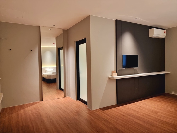 Imagen de la habitación del Hotel ROXY HOTEL MALIHAH. Foto 3