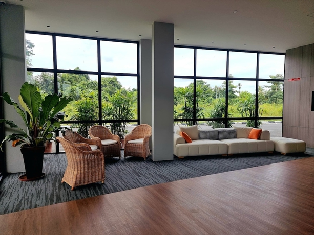 Imagen de los interiores del Hotel ROXY HOTEL MALIHAH. Foto 14