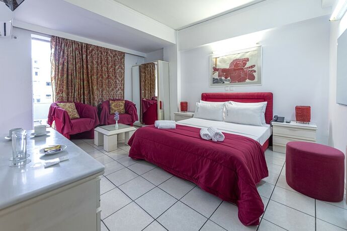 Imagen de la habitación del Hotel ROY, Atenas. Foto 15