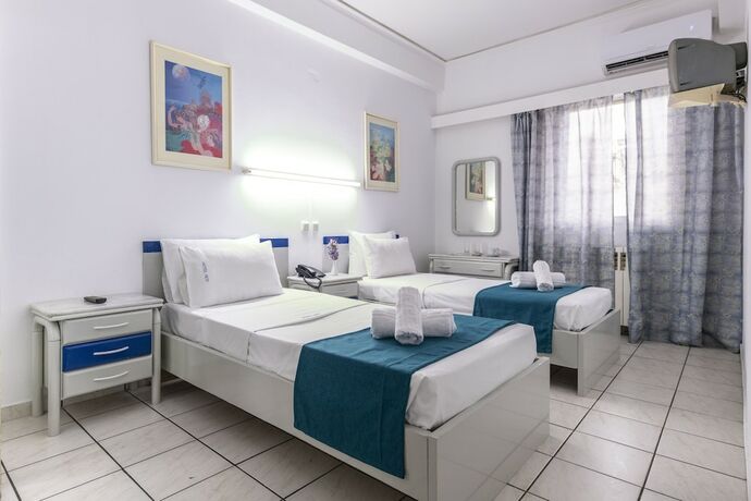 Imagen de la habitación del Hotel ROY, Atenas. Foto 16