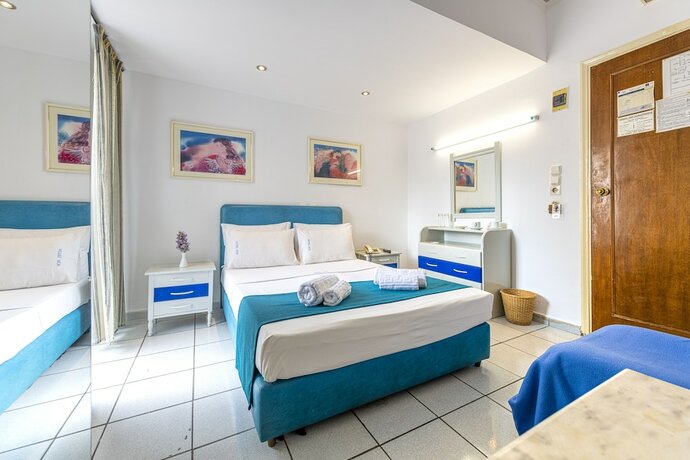 Imagen de la habitación del Hotel ROY, Atenas. Foto 20
