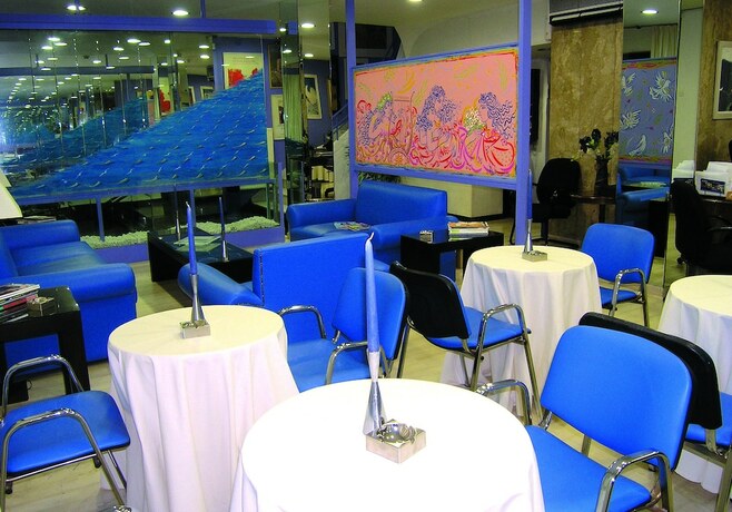 Imagen general del Hotel ROY, Atenas. Foto 10