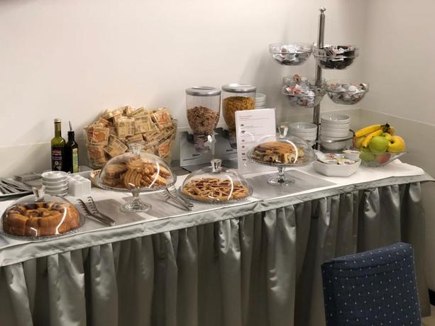 Imagen del bar/restaurante del Hotel ROY, Silea. Foto 4