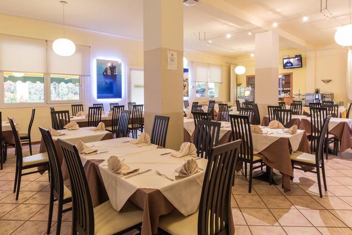 Imagen del bar/restaurante del Hotel ROY, Silea. Foto 5