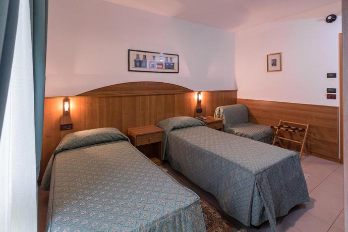 Imagen de la habitación del Hotel ROY, Silea. Foto 10