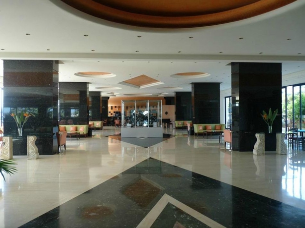 Imagen general del Hotel ROYAL BELVEDERE VILLAGE. Foto 2