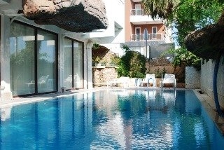 Imagen de la piscina del Hotel ROYAL CITY, Antalya. Foto 13