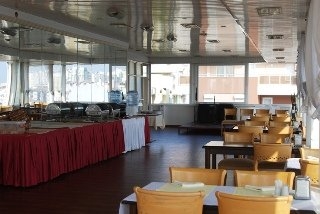 Imagen del bar/restaurante del Hotel ROYAL CITY, Antalya. Foto 8