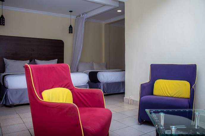 Imagen de la habitación del Hotel ROYAL CITY HOTEL-GARDEN. Foto 6
