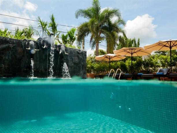 Imagen general del Hotel ROYAL CROWN HOTEL. Foto 4