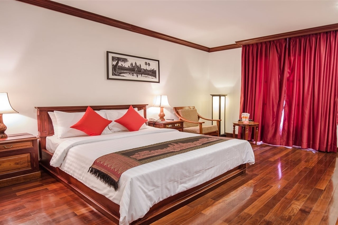 Imagen general del Hotel ROYAL CROWN HOTEL. Foto 11