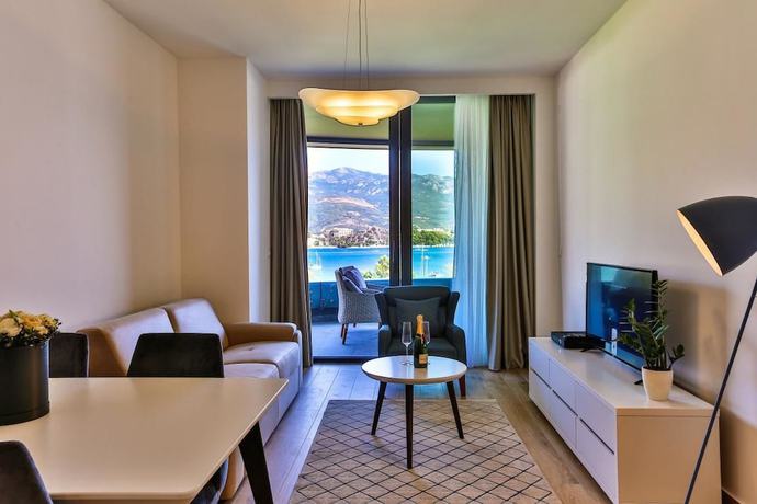 Imagen de la habitación del Hotel ROYAL GARDENS Apartments. Foto 11