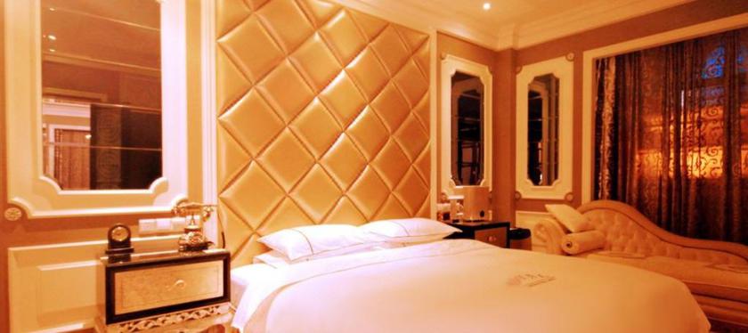 Imagen de la habitación del Hotel ROYAL INTERNATIONAL HOTEL. Foto 11